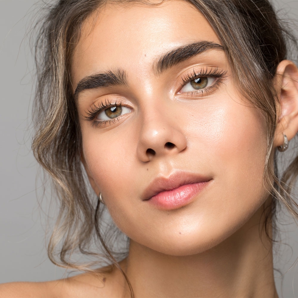 <p>Enjoy permanently fuller and defined eyebrows with our brow tattooing service, which creates a more natural look than traditional tattooing.  </p>